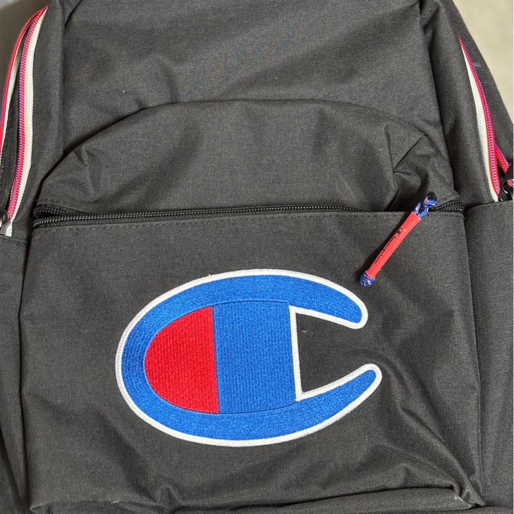 Champion backpack - Picture 2 of 4